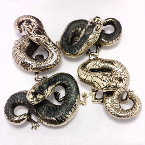 diy-sf:  Protection from the flame. blessingstoyoujewelry 