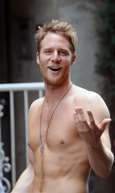 hotfamous-men:  Jake McDorman