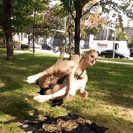 leatherlacedbass: hellcatazurarose:  Spin spin rope gifs!  Wow I love this I need