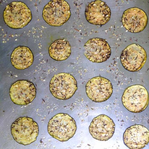 mylifecookbook:(via Zaatar Zucchini Chips (ww 1 pt) - My Life Cookbook)