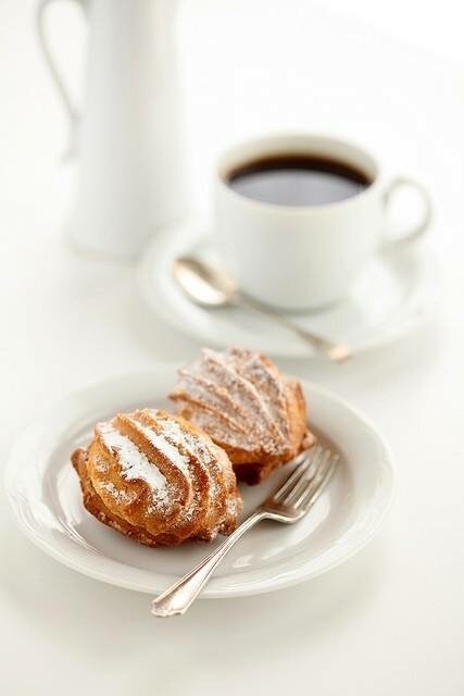 gioba70:  Anche se ormai è quasi ora di pranzo ho proprio bisogno di fare colazione….buon