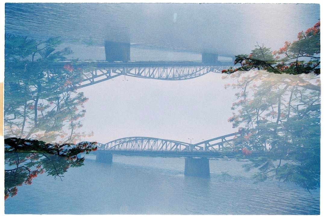 Huế. 2015.
#analogue #35mm #filmphotography #filmisnotdead #doubleexposure #fun #hue #vietnam #travel #travelgram #upsidedown