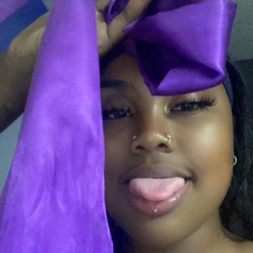 Colombivnxcream:  Jasminedee:  Sleezed:  I Semi Glo’d Up. Like Half Way. Watch