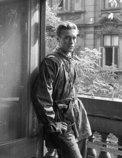 stillunusual:Wiesław Chrzanowski (code name “Wiesław”) - Polish resistance fighter and photographer,