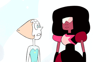 Garnet puts her hand on Pearl&rsquo;s shoulder a lot. In &ldquo;Serious Steven&rdquo;