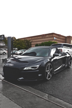 envyavenue:  Custom Audi R8 Spyder