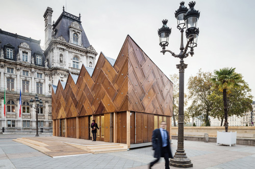 PAVILLON CIRCULAIRE / Encore HeureuxSingular and modest, the Circular Pavilion is certainly not roun