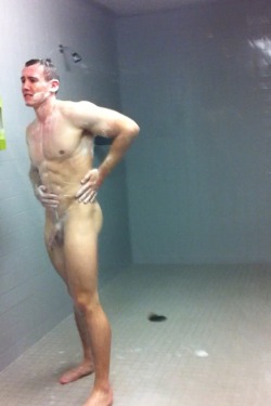 i-love-bad-boys-madly:  SHOWER ANYONE?