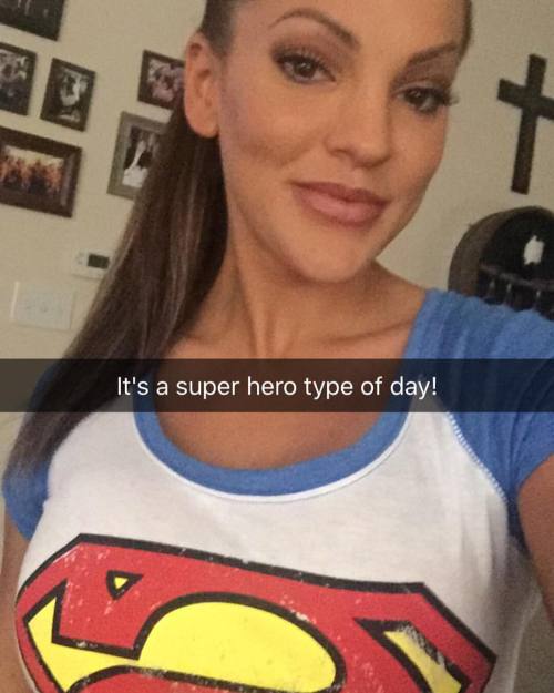 snapchat time!Started wearing my superheroes tops again after @jodieparkerr reminded me just how goo