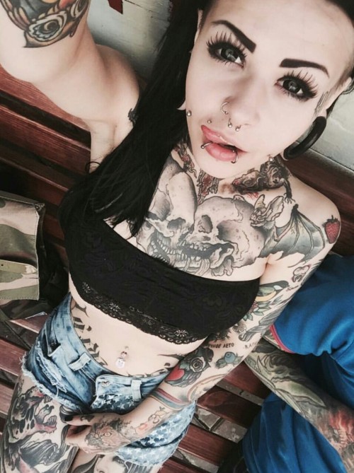 atroposrose:  When I try and be a bad bitch :p