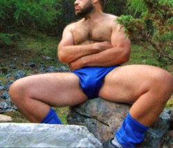 londonxlbulge:  Those thighs and bulge.   Oink  Nice hairy pecs and one awesome bulge - WOOF