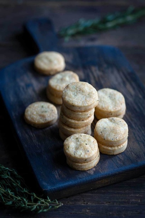 Parmesan Rosemary and Thyme ShortbreadClick here for the recipe!Click here formore recipes like this