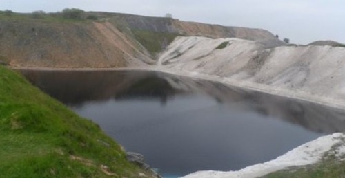 ultrafacts:  A pool at a disused Derbyshire quarry, known locally as the Blue Lagoon, has been dyed black in a bid to deter people from swimming in it.Despite the water at the quarry at Harpur Hill, near Buxton, having a pH level of 11.3 dozens of people