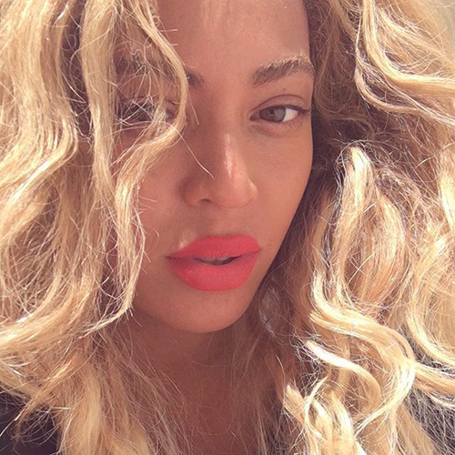 Sex beyoncelegion:   Beyoncé’s 2015 selfies. pictures