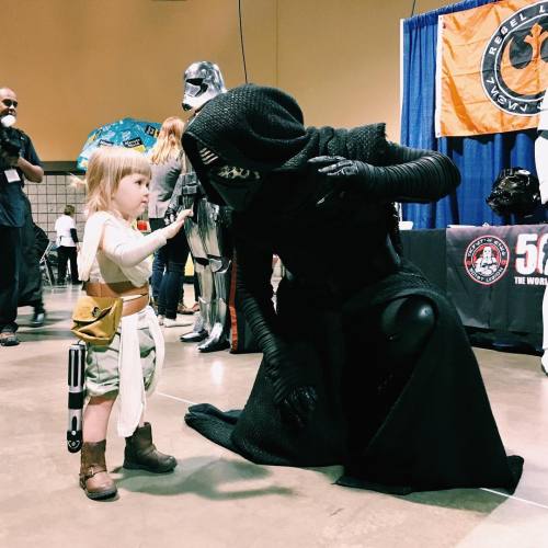 nothing-but-star-wars: How cute is this?!