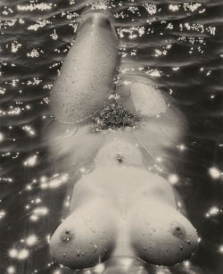 joeinct:  Untitled (from Nus de la Mer),