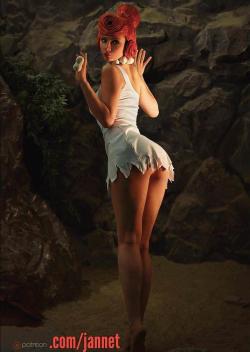 cosplayheaven:  Wilma | The Flintstones by