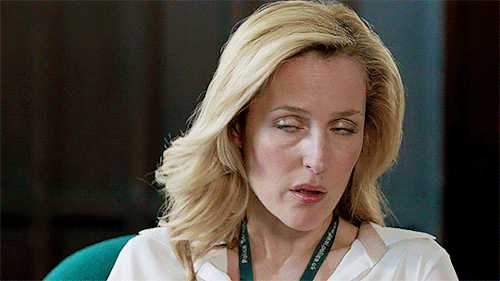 kmvni: GILLIAN ANDERSON as STELLA GIBSONThe Fall 1x01