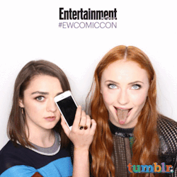 entertainmentweekly:  The cast of Game of Thrones RULED our Tumblr GIF booth in the EW Comic-Con studio!