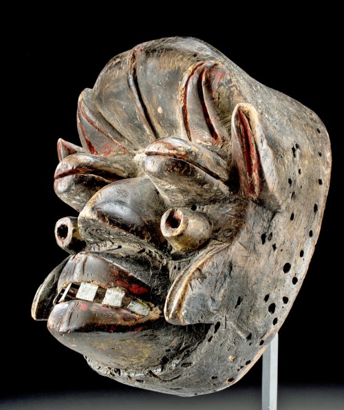 Ngere, Krahn, or We mask, early to mid 20th century, Ivory Coast or Liberia.