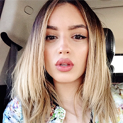 girlieicons:please like this post if you take any icon (click on the icon to see