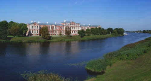 Jelgava Palace from across the Lielupe (Jelgava, Latvia).