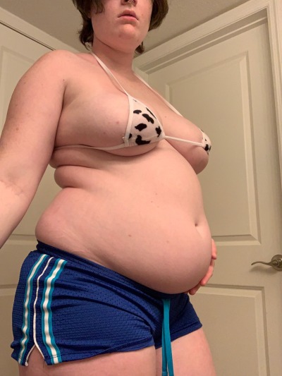 ffabellylover:Bringing back the blue shorts again ;) 