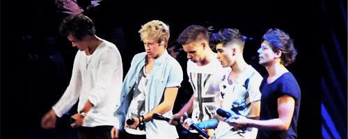 mycheshireboy69:  One Direction   Dance 