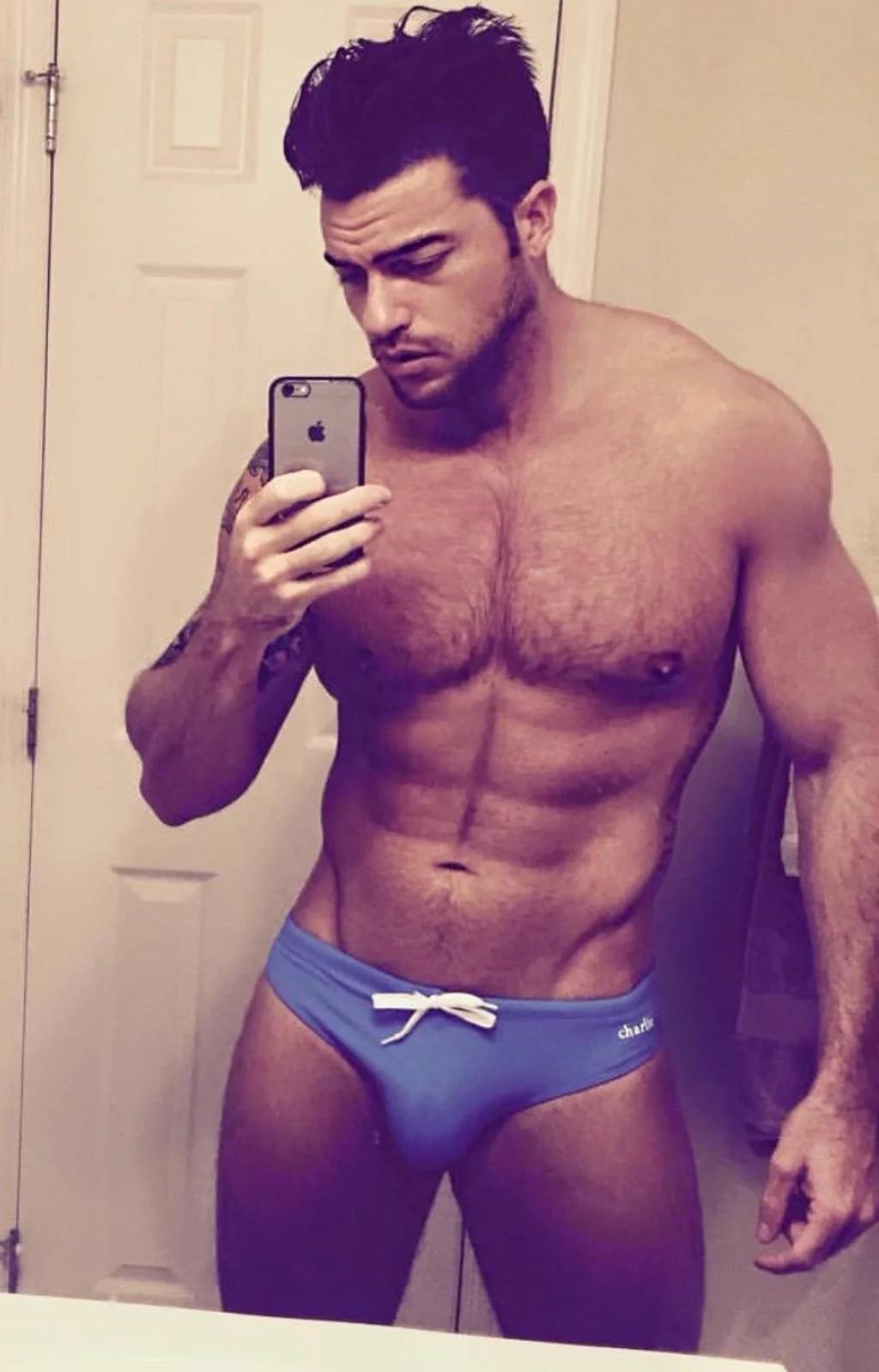 maschio61:  http://maschio61.tumblr.com/archive