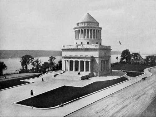 Tomb of General Ulysses S. Grant,library of Columbia University, and the southern end of Manhattan(N