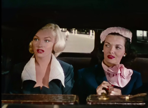 Marilyn Monroe and Jane Russell in Gentlemen Prefer Blondes (1953)