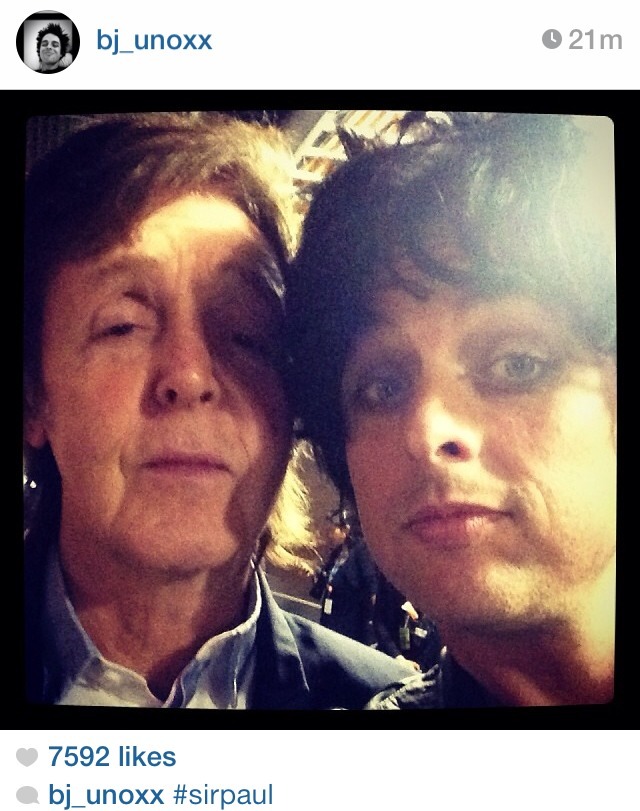 grungygranny:  dailybilliejoearmstrong:  Perfection in a photo!  babies!!