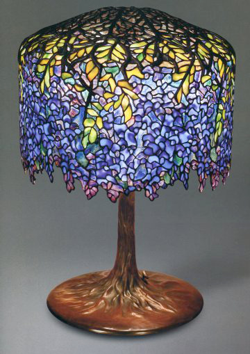 artnouveaustyle:Wisteria lamp designed by Clara Driscoll for Tiffany Studios.