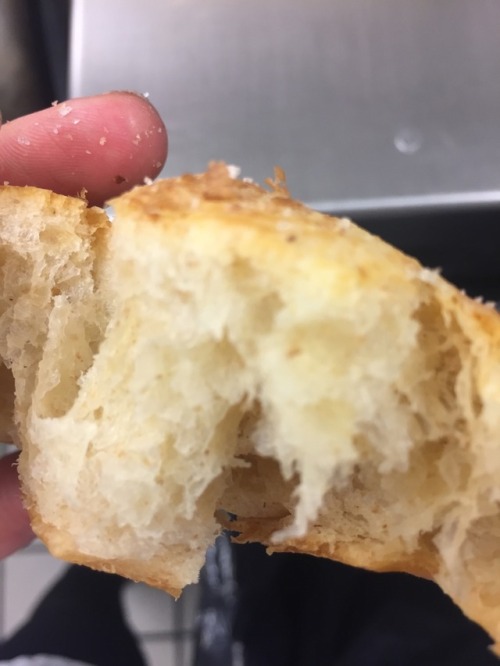 m0uthbr3ather: One of the breads I make and the cute lil inner bits. It’s a dope ass laminated