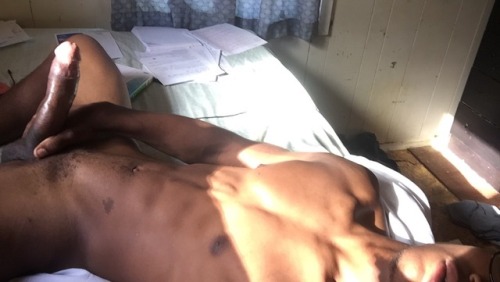 bbckingxxx: Who would want to wake up beside this❓