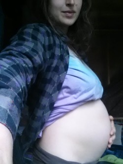 intheflowersss:  21 weeks!  