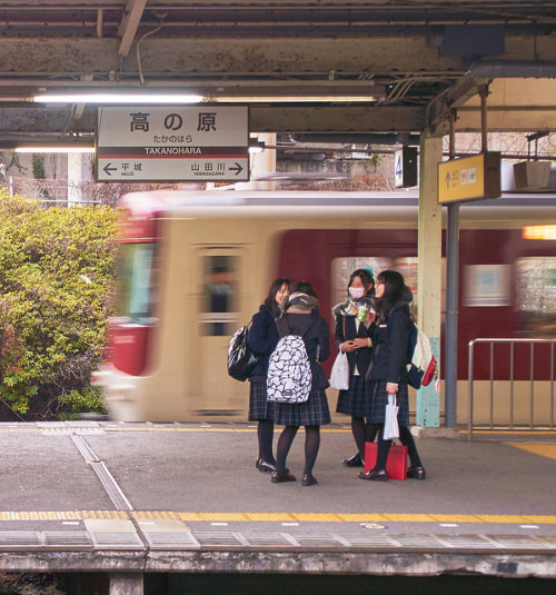 The afternoon station platforms in Nara,Japan : 奈良の昼、駅のホーム by k385_haffner on Flickr.