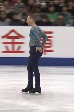 celebrity-changes:US figure skater Adam Rippon has a serious case of bubble butt 