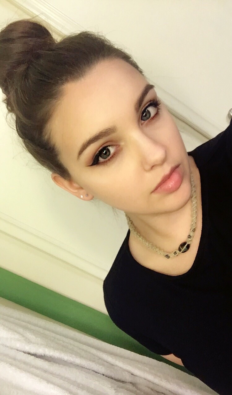 emisnotfunny:  Now you’re giving me the look, look.