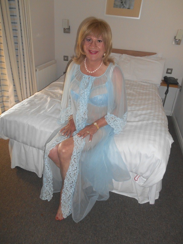 sissy-caroline:  Delightful 
