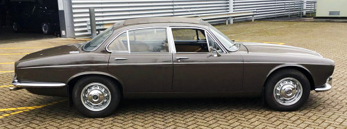 Daimler Double Six Series 1, 1972. One of 534 first generation V12 Daimlers ever made is to be offer