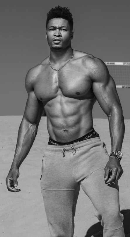 blackmannmd:dominicanblackboys-blog:A hot naked moment on the beach with sexy gorgeous handsome fine fat muscle ass Ahmad Williams!!!!!!!!😍😍😍😍😍😍😍Ditto