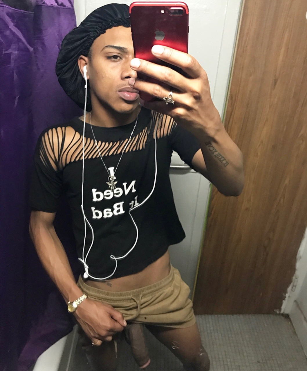 jaaybuttaa:  - DICK TO THE KNEES BITCH PLEASEEEE🤷🏽‍♂️😌❤️