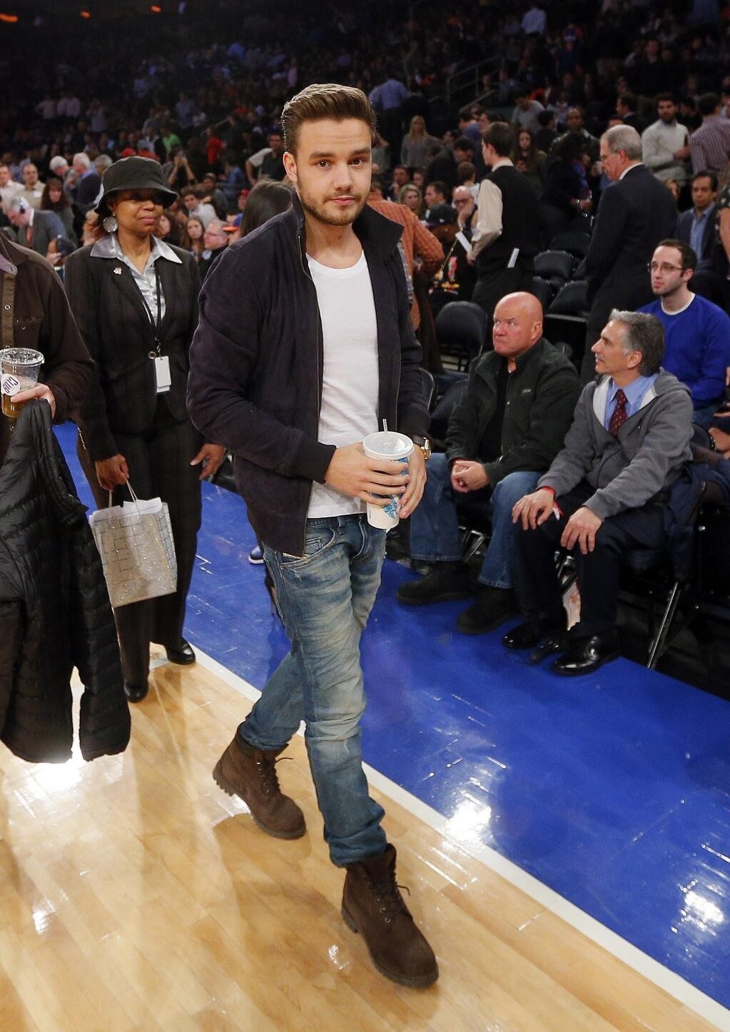 backstreetioners:  Niall and Liam at Knicks vs Magic game in NYC (+)  [06/12/13]