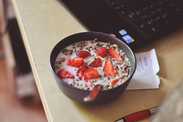 vintagefoods:  cereal with strawberries by millionen on Flickr. 