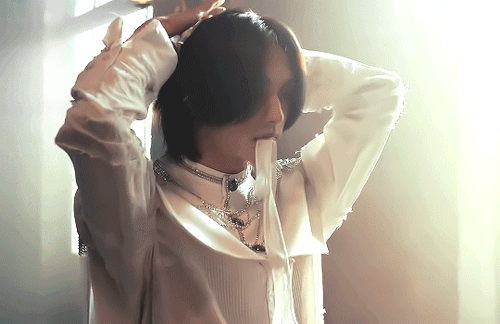 I Love To Watch The Castles Burn. HYUNJIN | Play With Fire