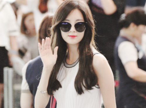 Airport fashion goddess~