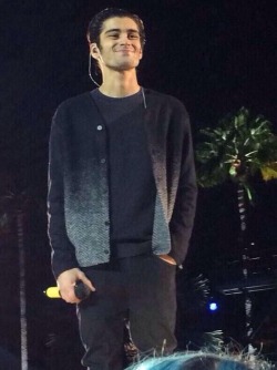 zaynsmiddlepart:  I WILL NEVER LOVE ANYONE MORE 