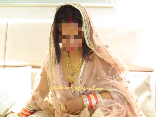 nancyaakash: wifelover89: viveksandhya: kuchh is tarah se mileñ ham ki baat rah jaa.e  bichha