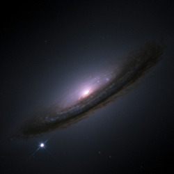 just–space:  Supernova 1994D in galaxy